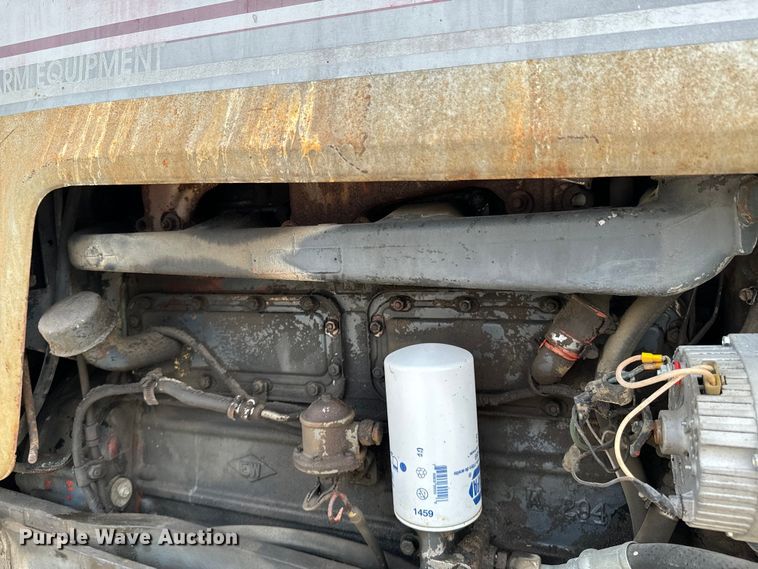 image for item OJ9681 White Field Boss 2-105 tractor