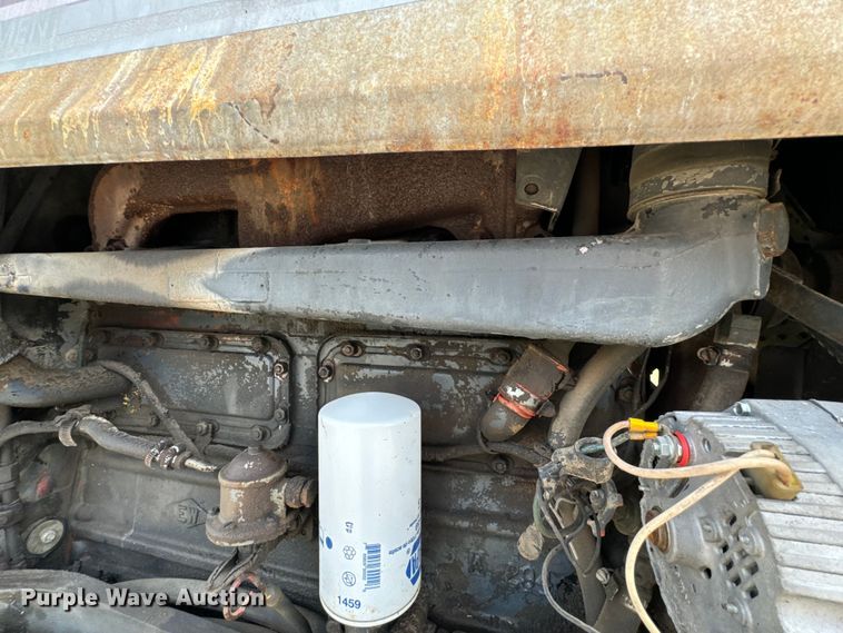 image for item OJ9681 White Field Boss 2-105 tractor