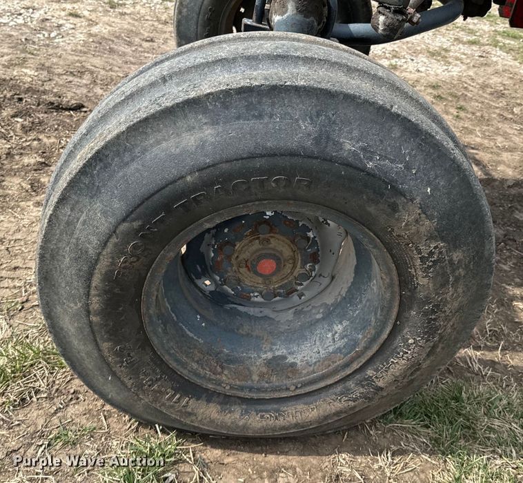 image for item OJ9681 White Field Boss 2-105 tractor