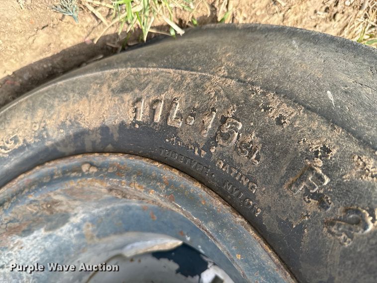 image for item OJ9681 White Field Boss 2-105 tractor