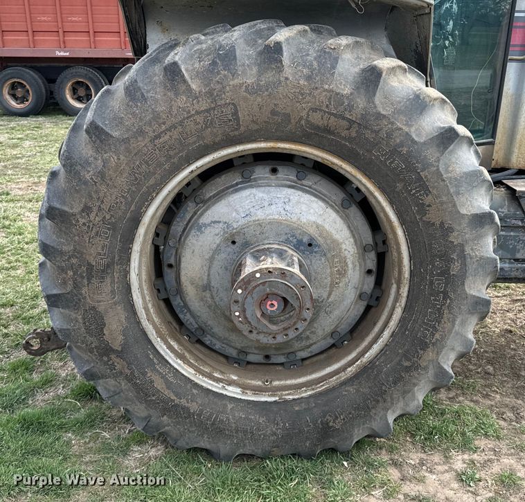 image for item OJ9681 White Field Boss 2-105 tractor