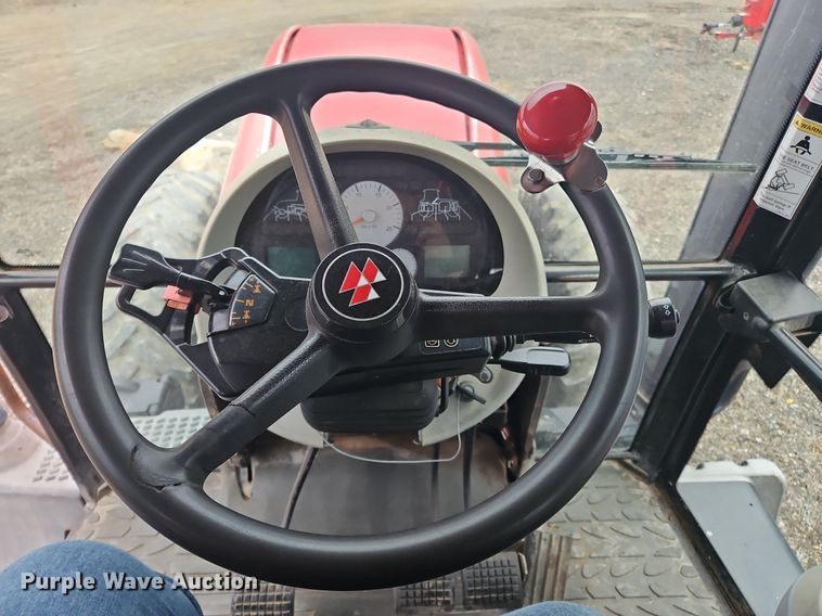 image for item OK9812 2005 Massey Ferguson  8480 MFWD tractor