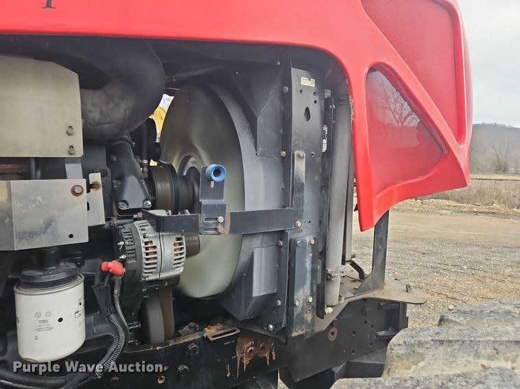 image for item OK9812 2005 Massey Ferguson  8480 MFWD tractor