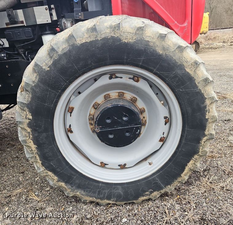 image for item OK9812 2005 Massey Ferguson  8480 MFWD tractor