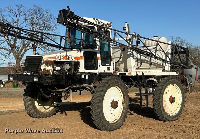 image for item OM9895 Willmar  765 sprayer