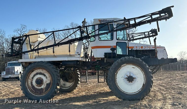 image for item OM9895 Willmar  765 sprayer
