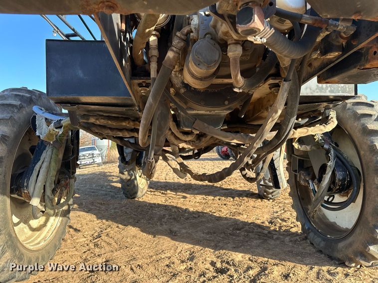 image for item OM9895 Willmar  765 sprayer