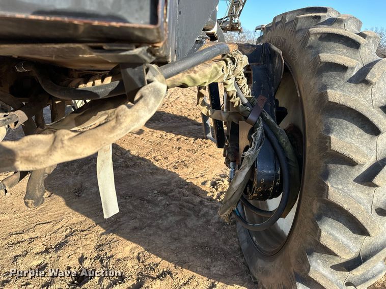 image for item OM9895 Willmar  765 sprayer