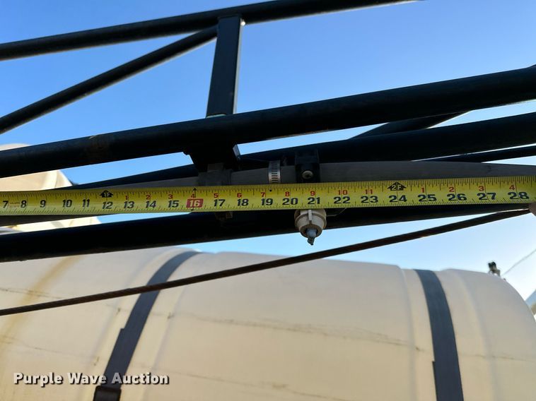 image for item OM9895 Willmar  765 sprayer