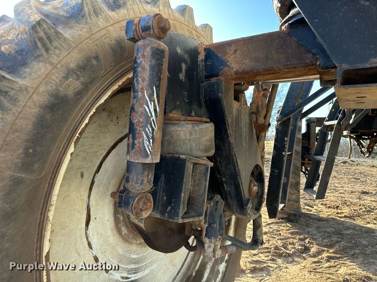 image for item OM9895 Willmar  765 sprayer