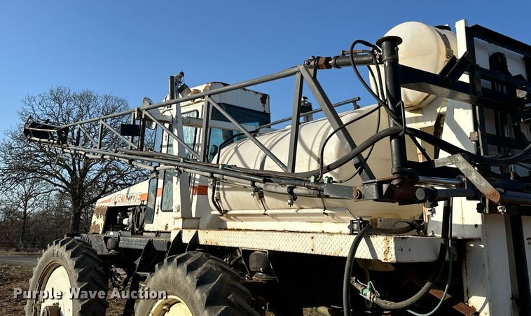 image for item OM9895 Willmar  765 sprayer
