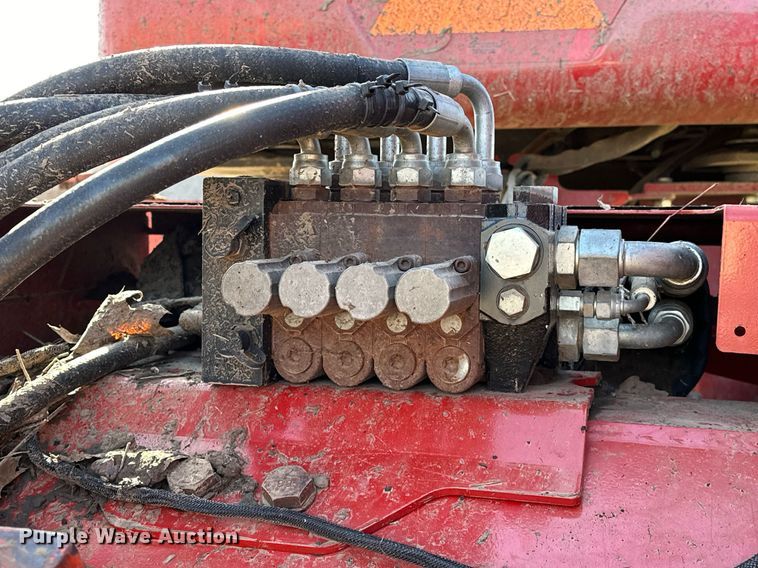 image for item OM9897 2011 Versatile  375 4WD tractor