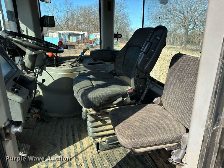 image for item OM9897 2011 Versatile  375 4WD tractor