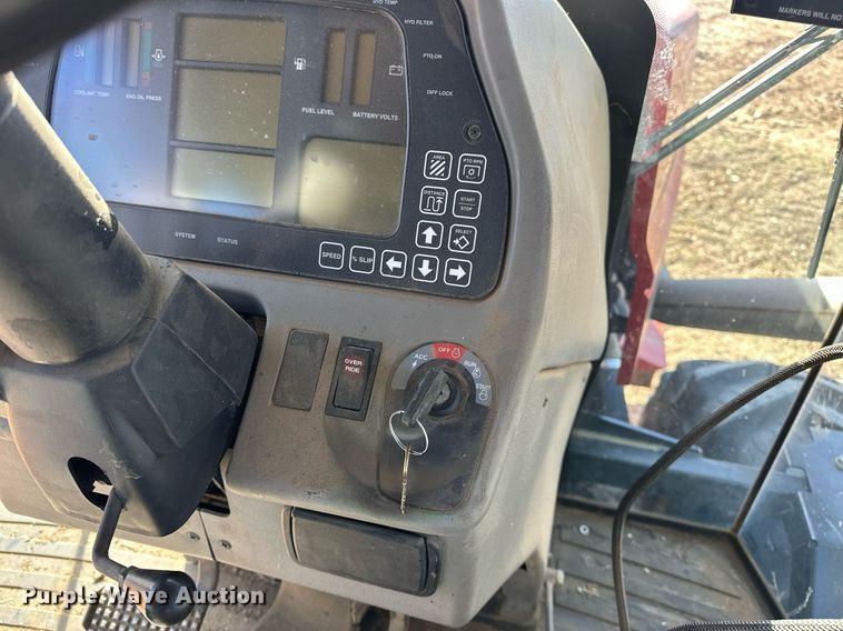 image for item OM9897 2011 Versatile  375 4WD tractor