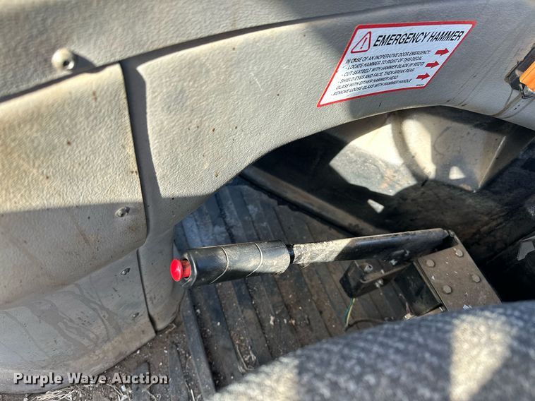 image for item OM9897 2011 Versatile  375 4WD tractor