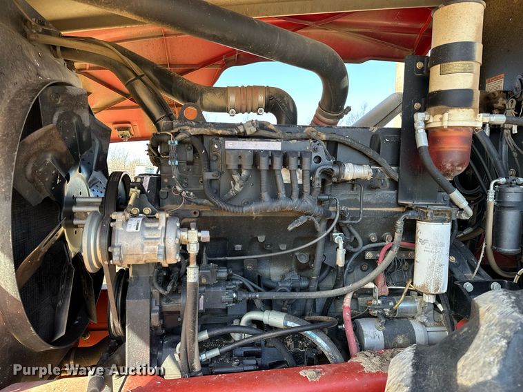 image for item OM9897 2011 Versatile  375 4WD tractor