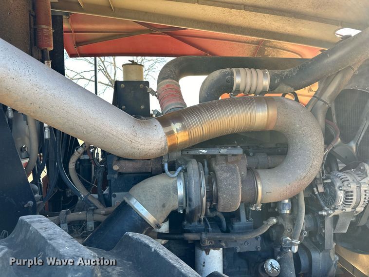 image for item OM9897 2011 Versatile  375 4WD tractor