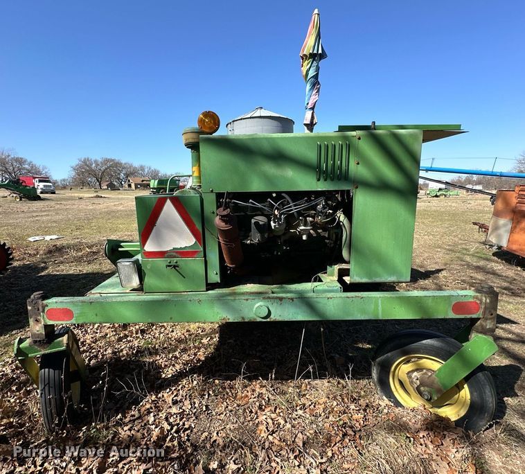 image for item OM9901 John Deere 830 windrower