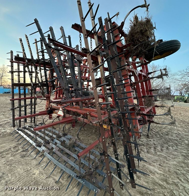 image for item OM9905 Sunflower  5452 field cultivator