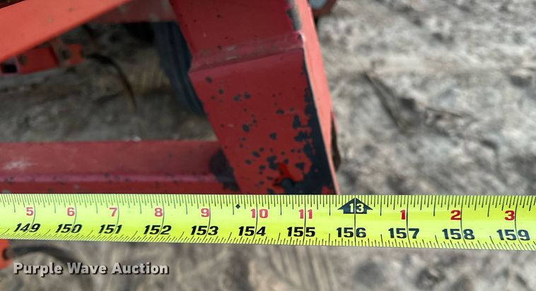 image for item OM9905 Sunflower  5452 field cultivator