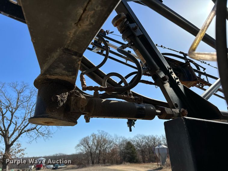 image for item OM9907 Willmar Eagle 8500 sprayer