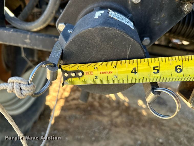 image for item OM9907 Willmar Eagle 8500 sprayer