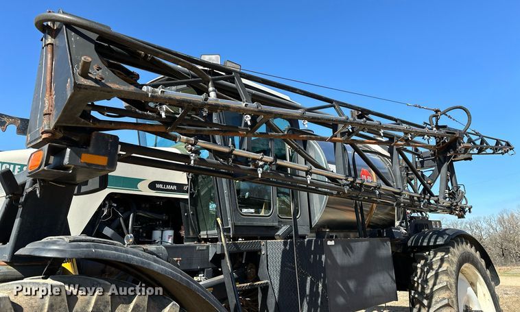 image for item OM9907 Willmar Eagle 8500 sprayer