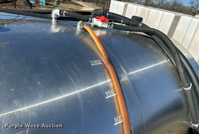 image for item OM9907 Willmar Eagle 8500 sprayer