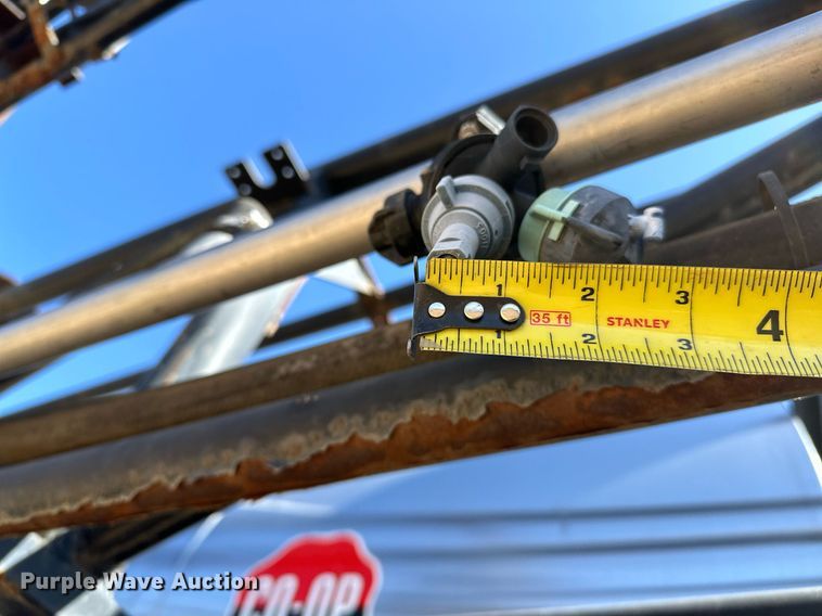 image for item OM9907 Willmar Eagle 8500 sprayer