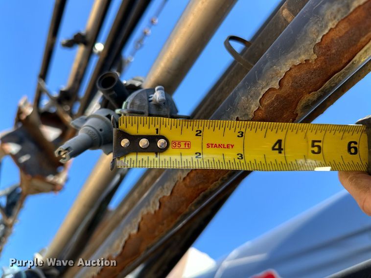 image for item OM9907 Willmar Eagle 8500 sprayer