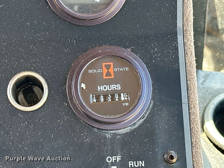 image for item OM9907 Willmar Eagle 8500 sprayer