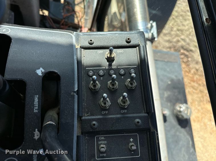 image for item OM9907 Willmar Eagle 8500 sprayer