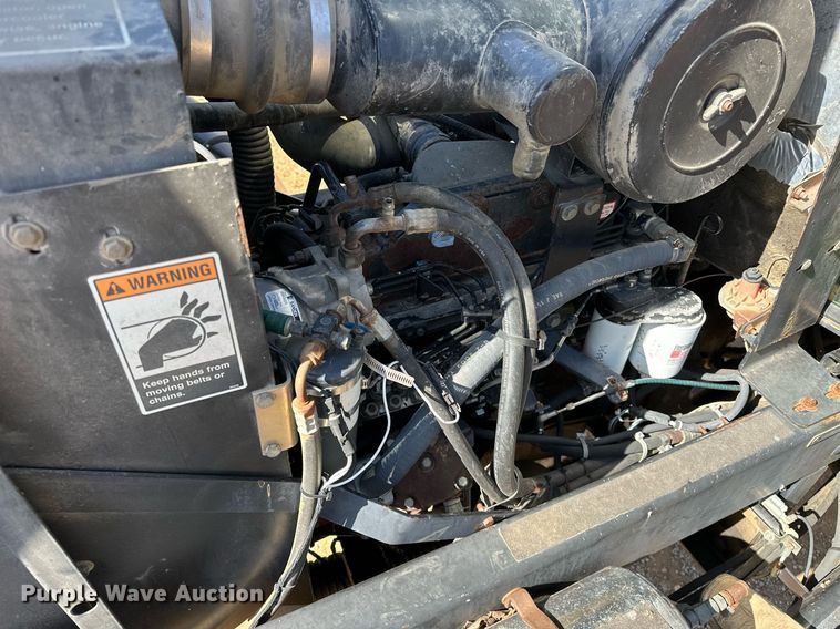 image for item OM9907 Willmar Eagle 8500 sprayer