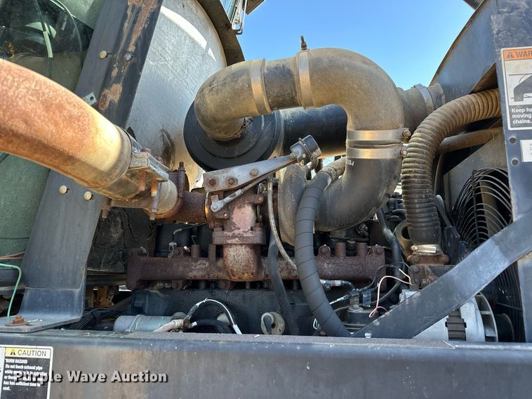 image for item OM9907 Willmar Eagle 8500 sprayer