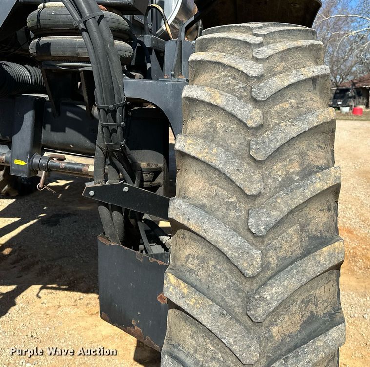 image for item OM9907 Willmar Eagle 8500 sprayer