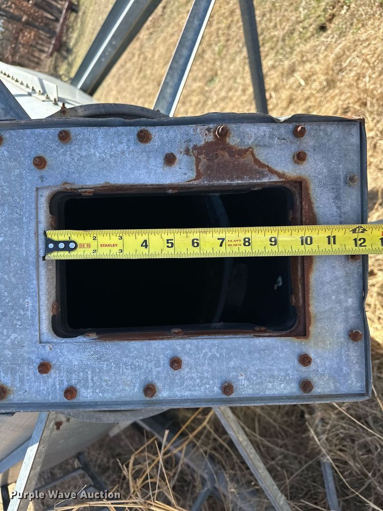 image for item OM9908 Grain bin