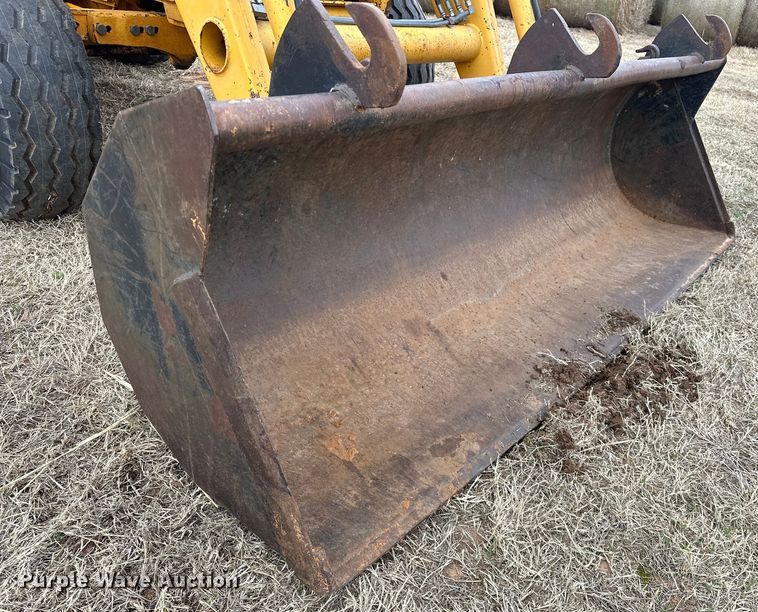 image for item OM9950 1990 John Deere  2355 tractor