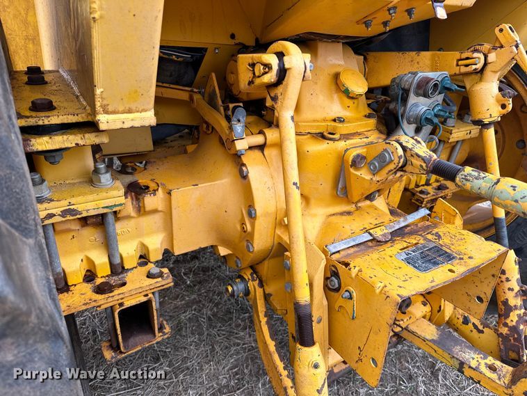 image for item OM9950 1990 John Deere  2355 tractor