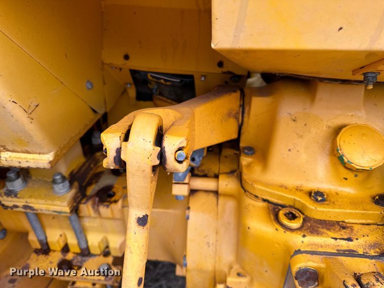 image for item OM9950 1990 John Deere  2355 tractor