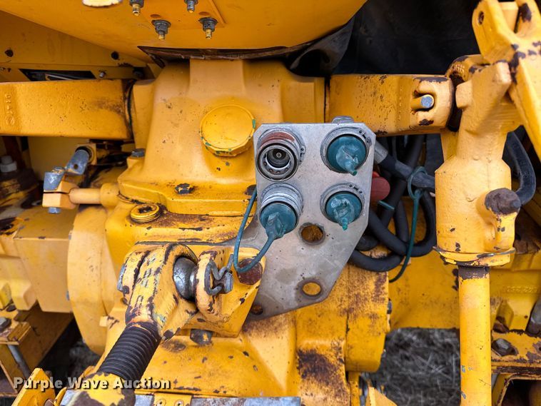 image for item OM9950 1990 John Deere  2355 tractor