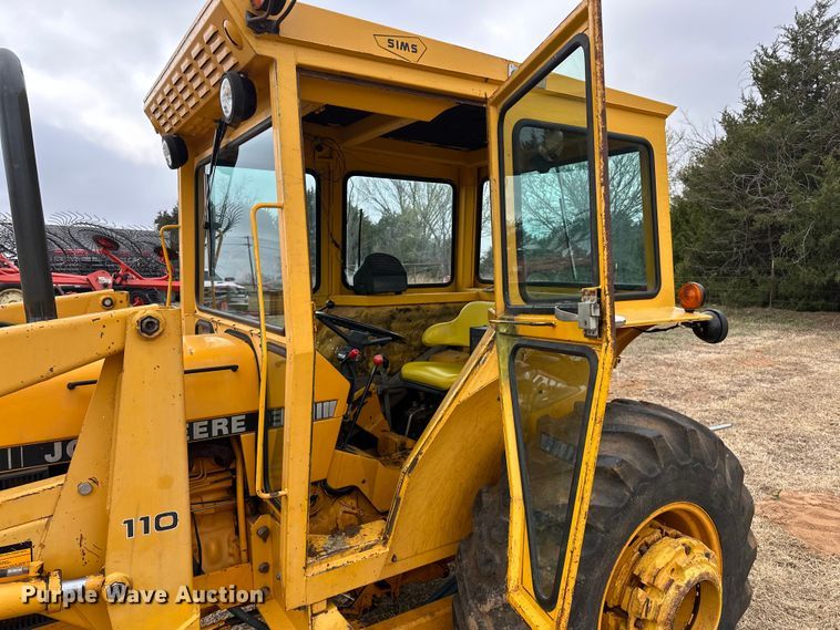 image for item OM9950 1990 John Deere  2355 tractor