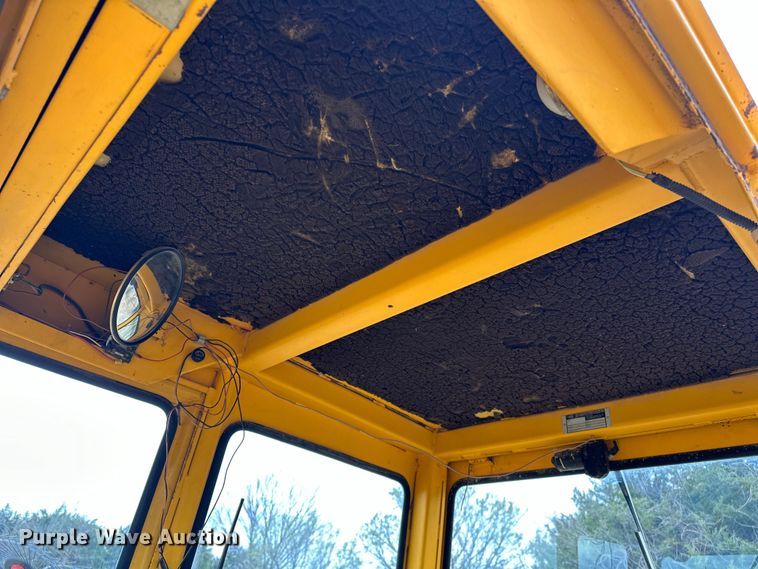 image for item OM9950 1990 John Deere  2355 tractor