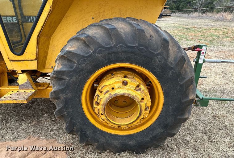 image for item OM9950 1990 John Deere  2355 tractor