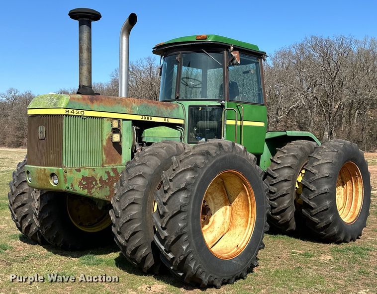 image for item OM9952 1978 John Deere 8430 4WD tractor