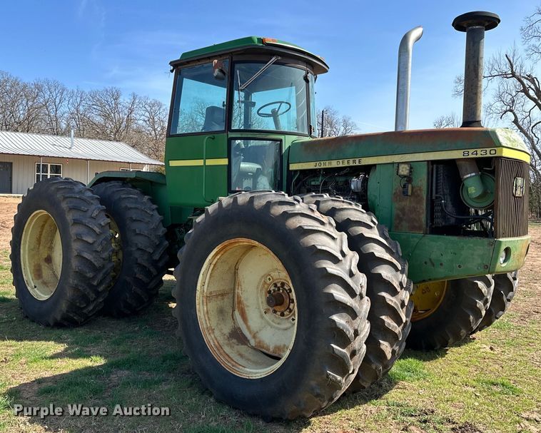 image for item OM9952 1978 John Deere 8430 4WD tractor