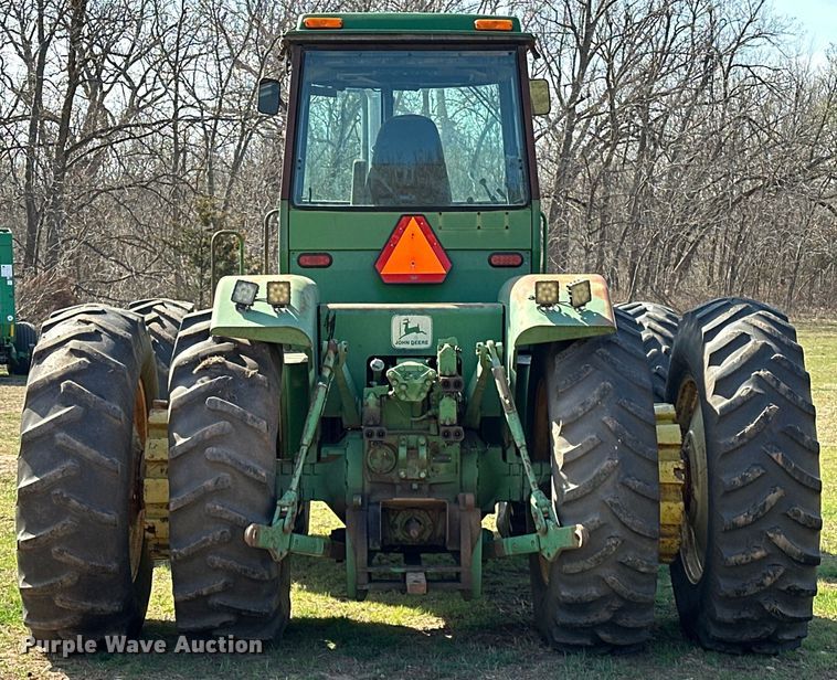 image for item OM9952 1978 John Deere 8430 4WD tractor