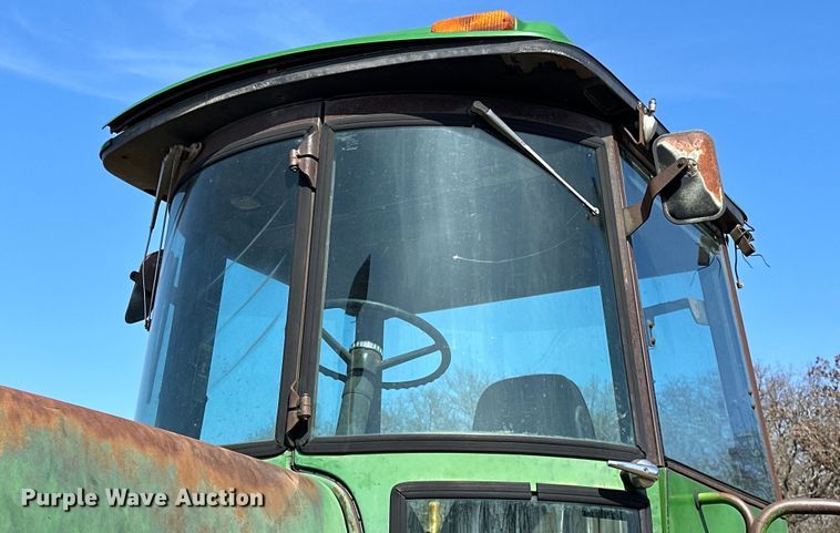 image for item OM9952 1978 John Deere 8430 4WD tractor