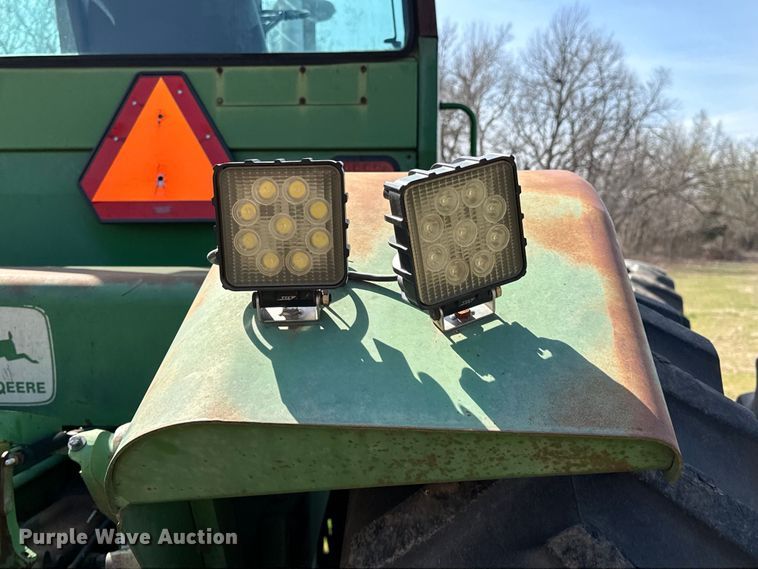 image for item OM9952 1978 John Deere 8430 4WD tractor