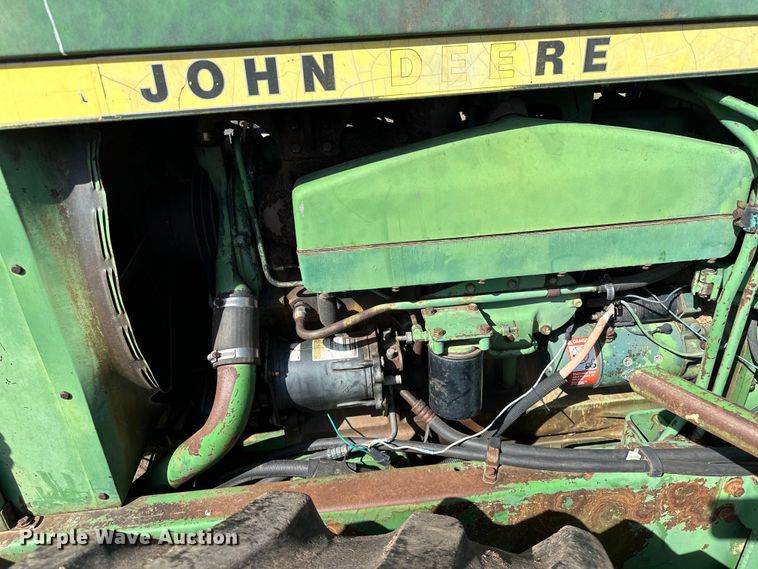 image for item OM9952 1978 John Deere 8430 4WD tractor