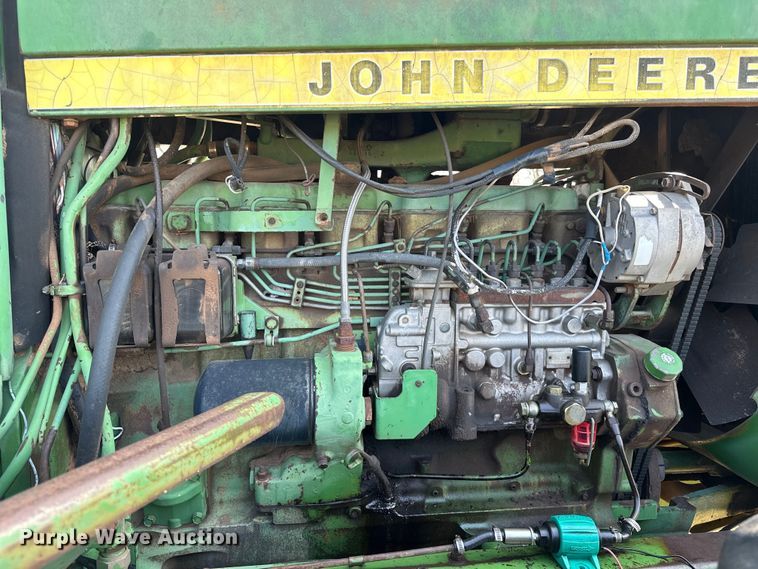image for item OM9952 1978 John Deere 8430 4WD tractor